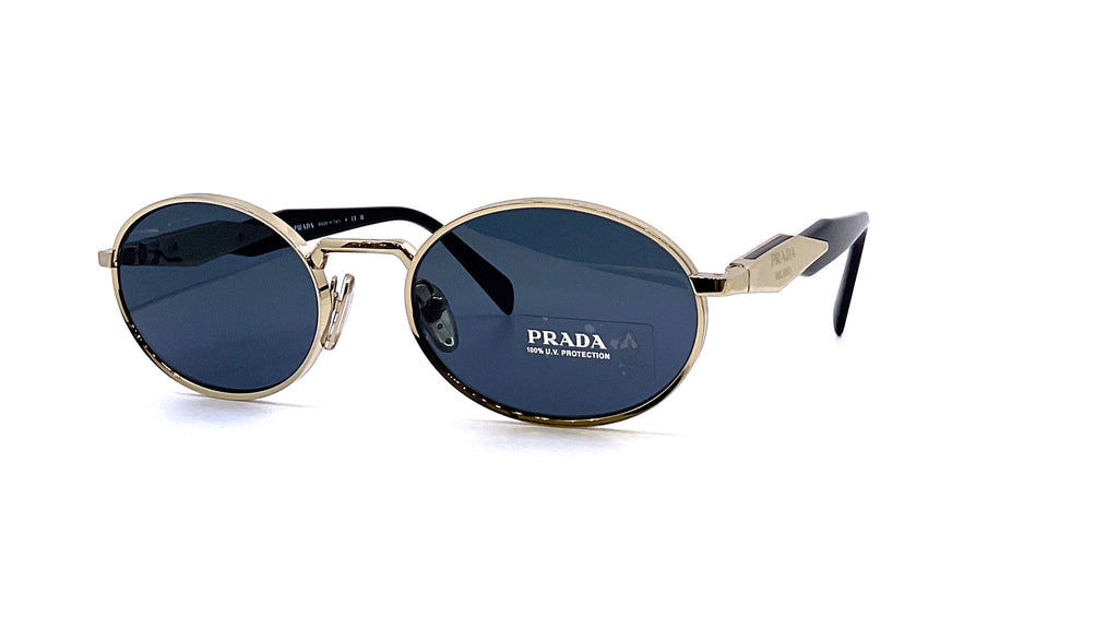 PRADAから個性的なサングラスが入荷しました。『PR65 ZS』『SPR