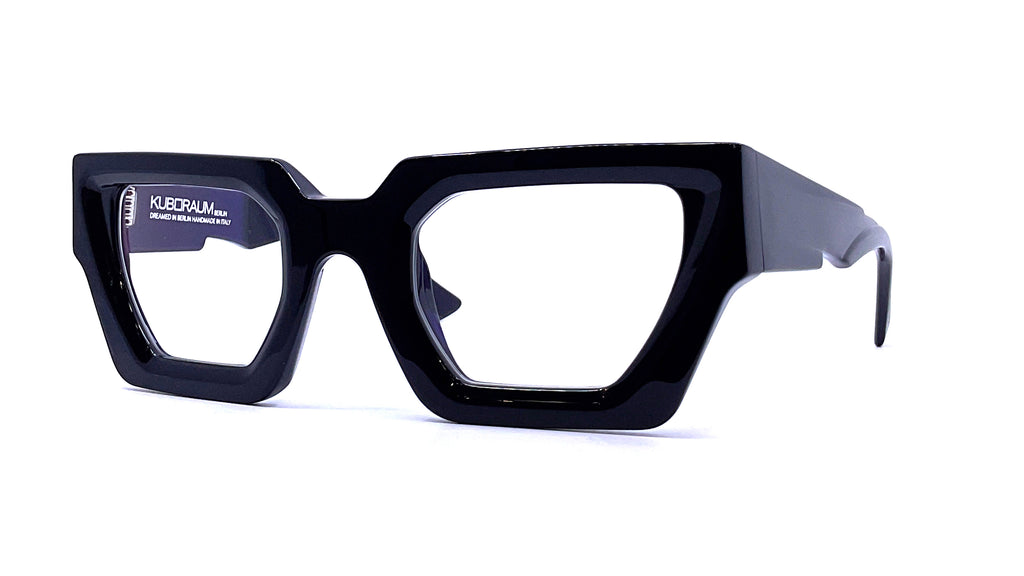 01_8a83c437-2b6a-4e0b-964d-