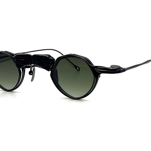 01_951d3cec-74c7-41c9-aa0f-