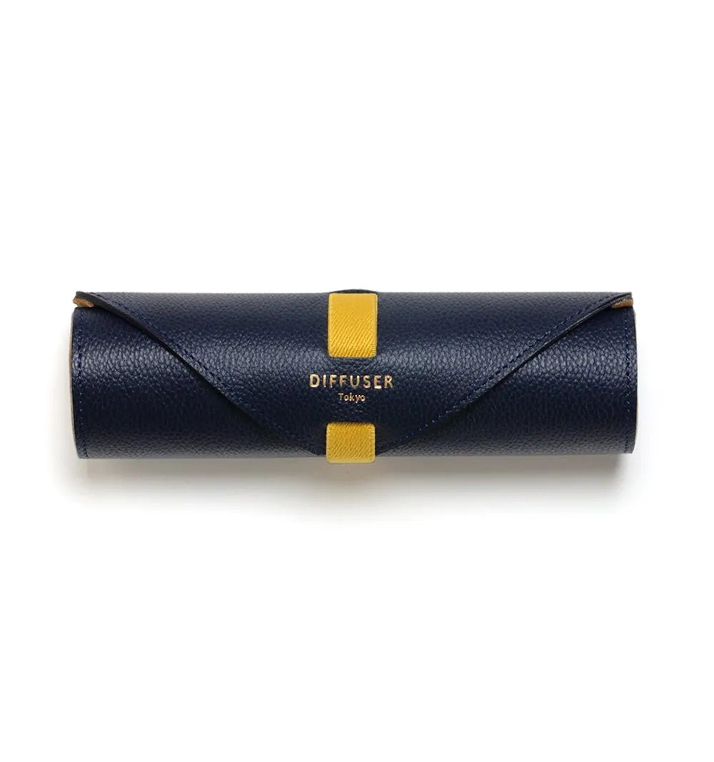 Diffuser Tokyo - Shrink Leather Roll Case – Good See Co.