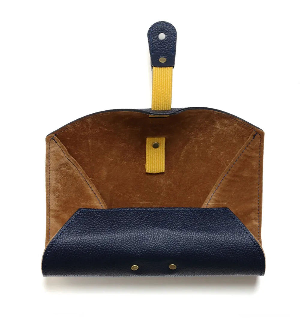 Diffuser Tokyo - Shrink Leather Roll Case – Good See Co.
