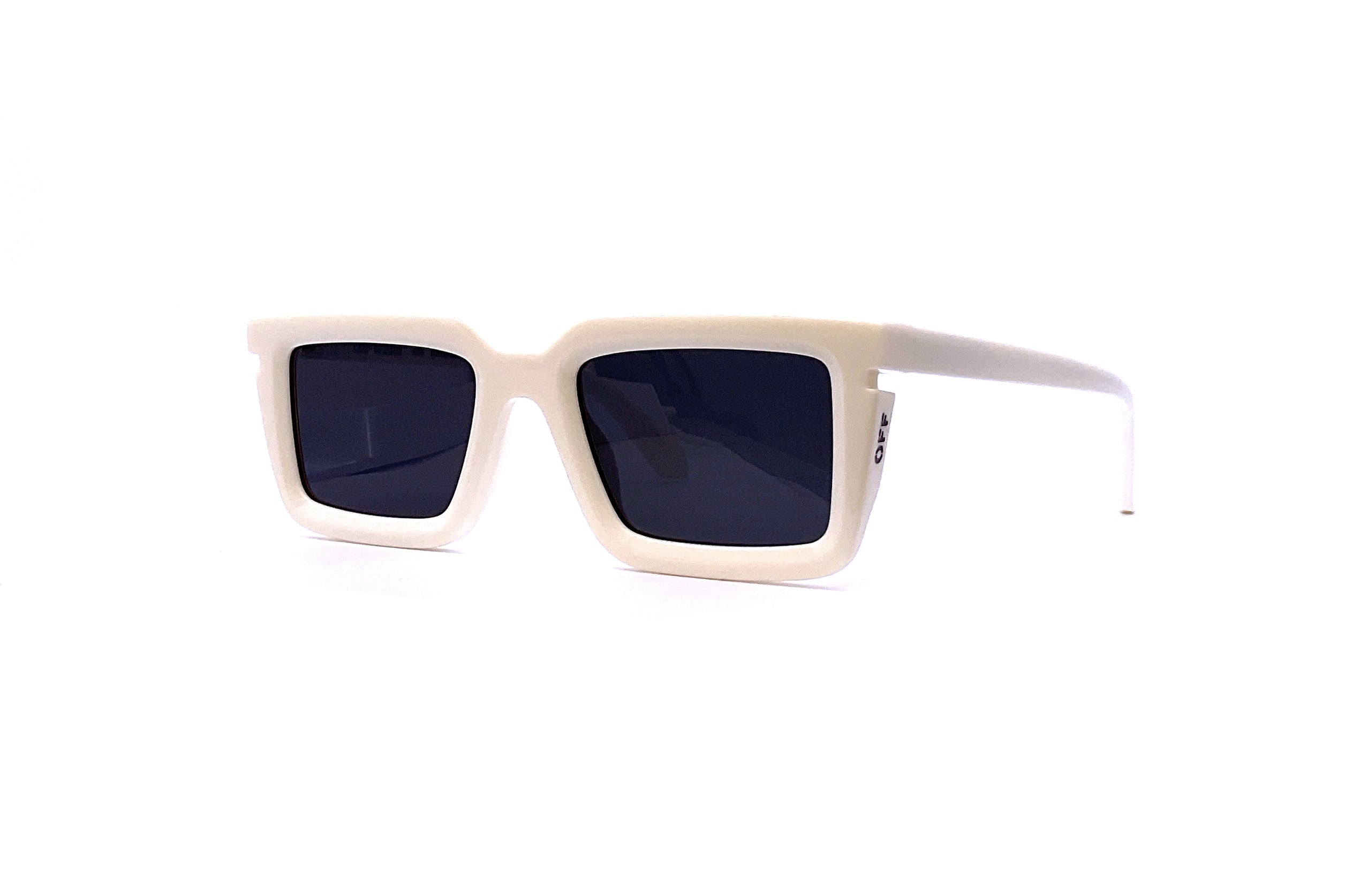【送料&関税込】Off-White tucson Sunglasses - Unisex 1_98de5a74-58ad-4ffa-9747-