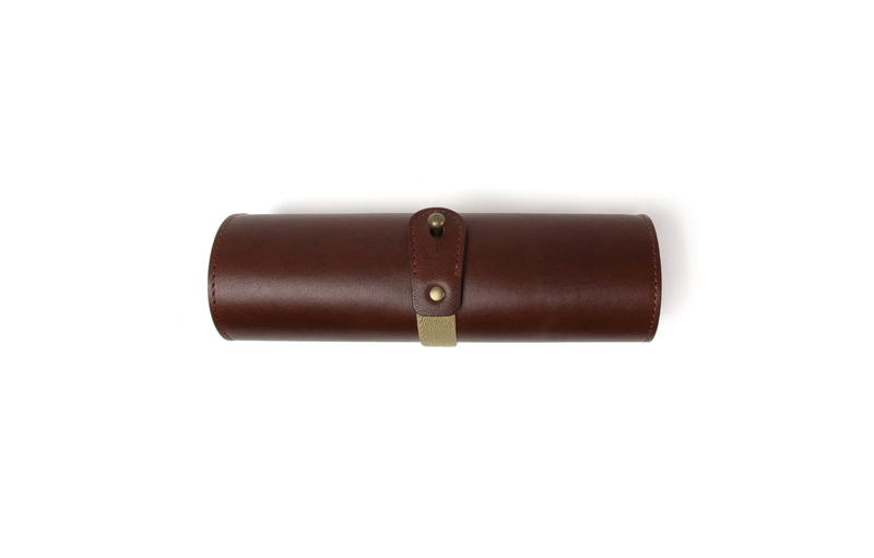 Diffuser Tokyo - Oil Leather Roll Case - Dark Brown & Red