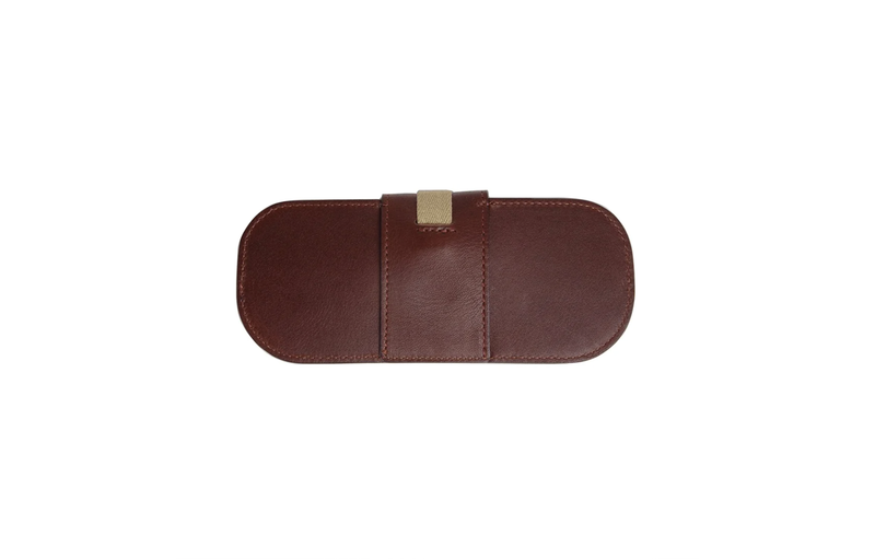 Diffuser Tokyo - Oil Leather Smart Eyewear Case - Dark Brown & Red