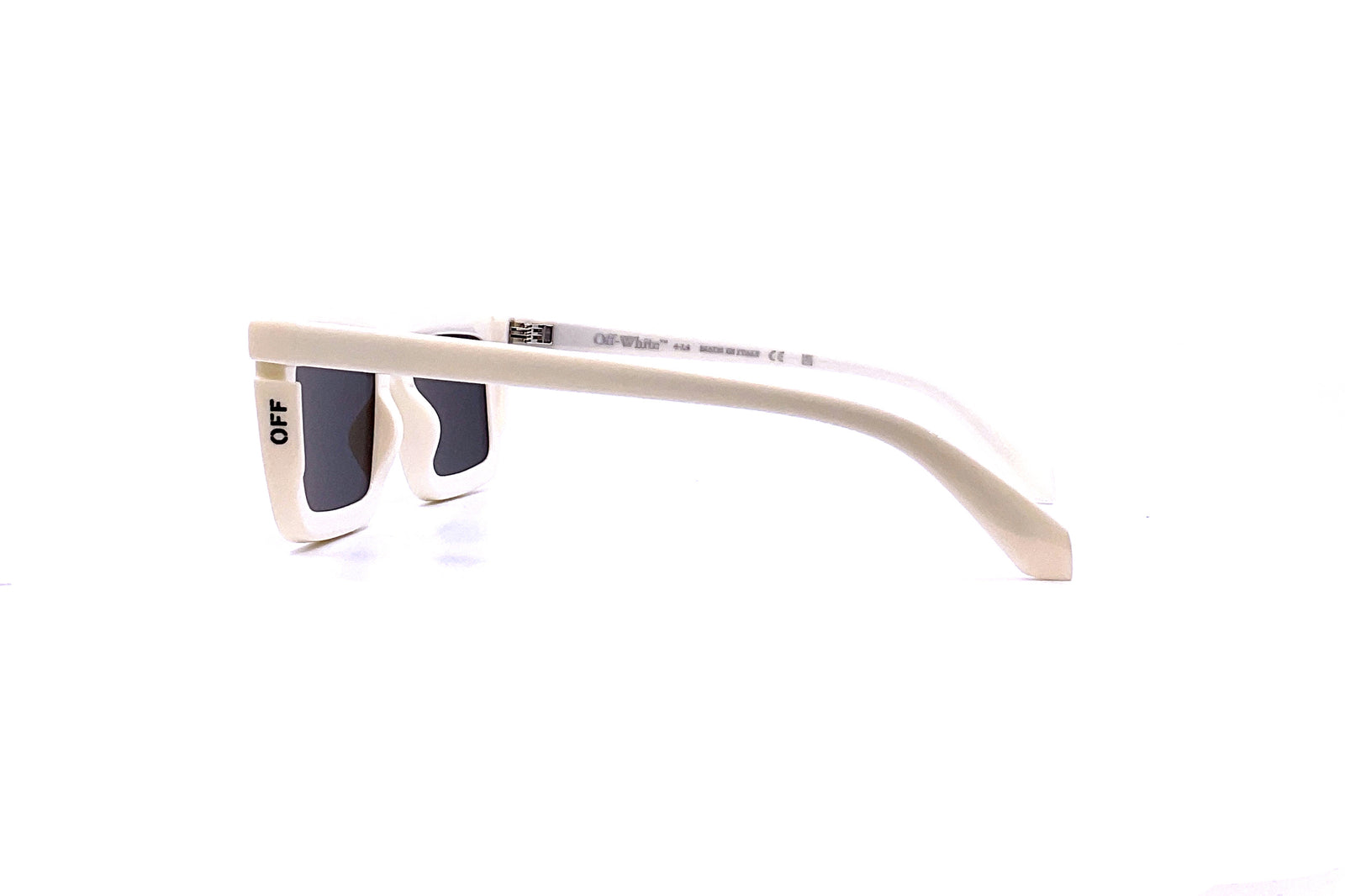 ゆ*ー様 OFF WHITE Sunglasses 3_f8b0702d-afe7-4672-8b0f-