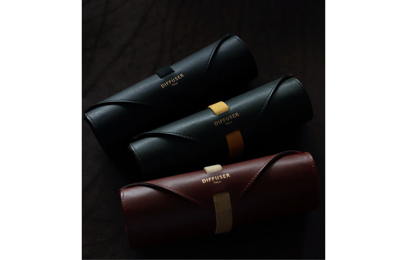 Diffuser Tokyo - Oil Leather Roll Case - Black & Black