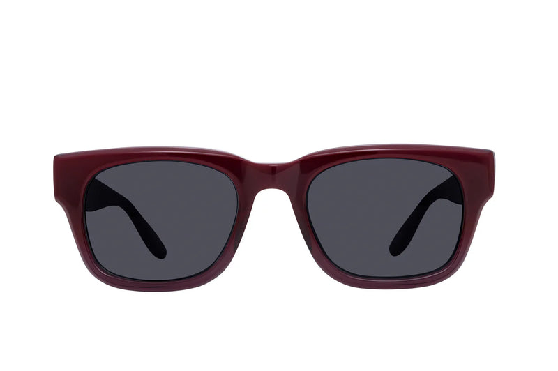 Oxblood | Noir (AR)~hover
