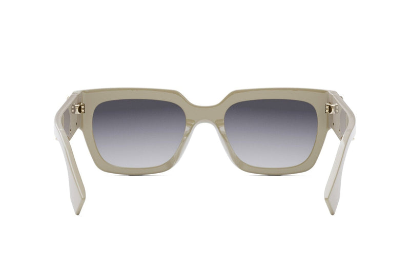 Fendi ホワイト スクエア サングラス FE40099F/25B FENDI FE40099F/25B - Sunglasses