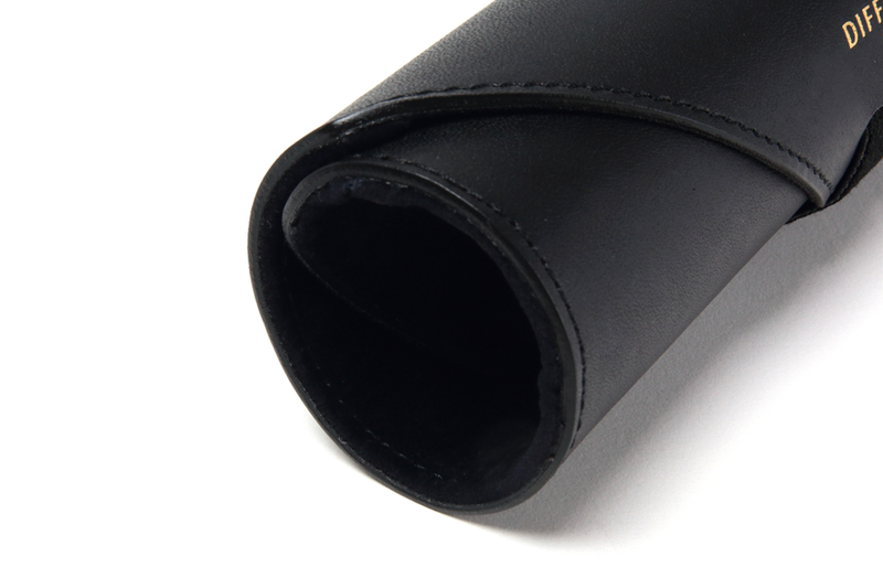 Diffuser Tokyo - Oil Leather Roll Case - Black & Black