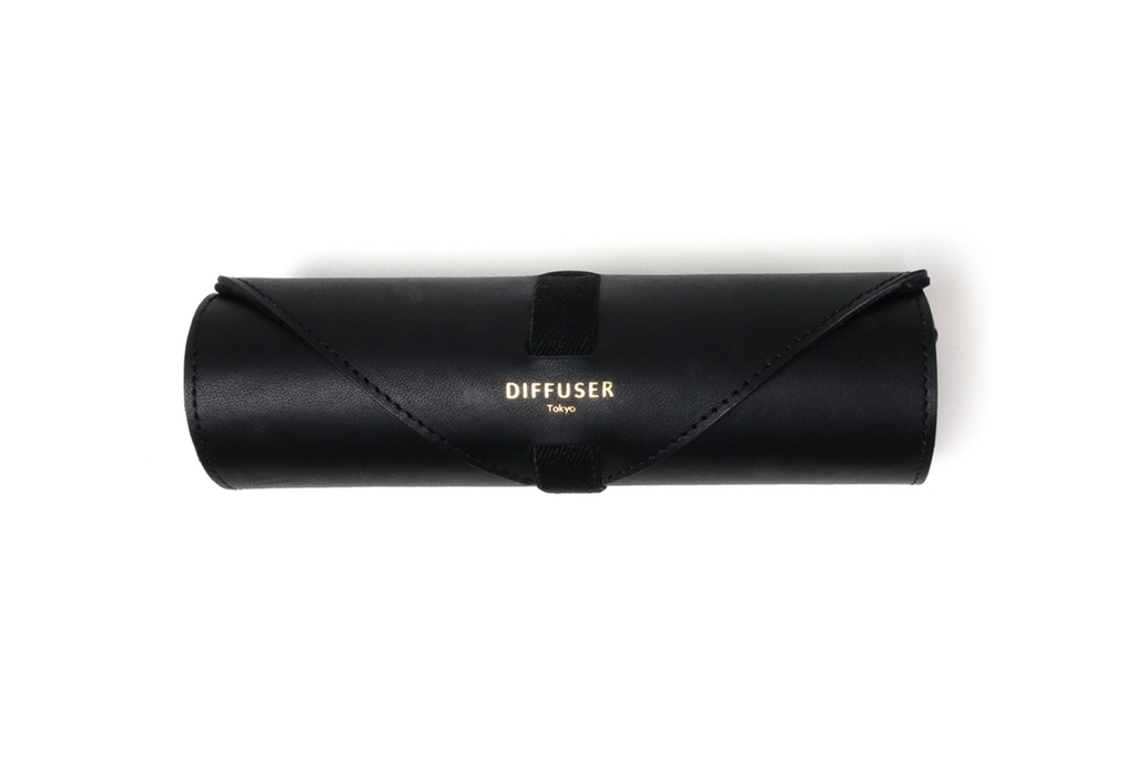 Diffuser Tokyo - Oil Leather Roll Case – Good See Co.
