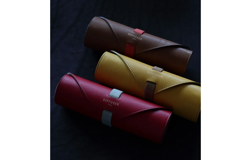 Diffuser Tokyo - Oil Leather Roll Case – Good See Co.