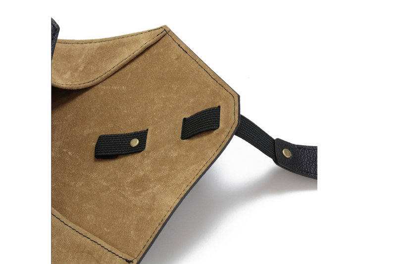 Diffuser Tokyo - Shrink Leather Roll Case - Black & Beige