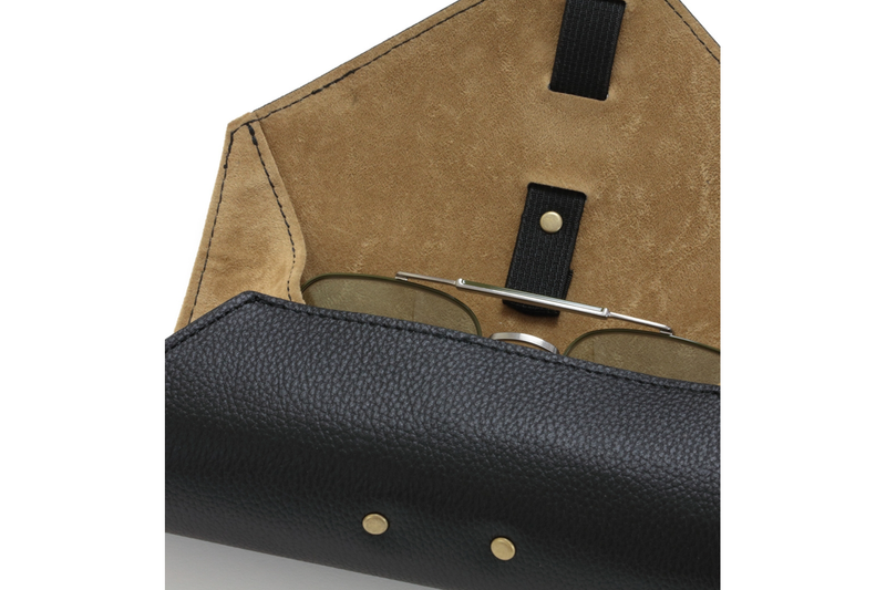 Diffuser Tokyo - Shrink Leather Roll Case - Black & Beige