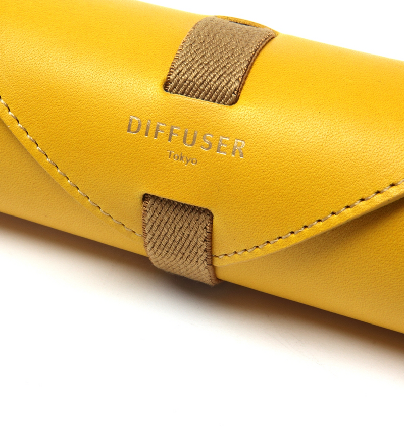 Diffuser Tokyo - Oil Leather Roll Case - Yellow & Navy