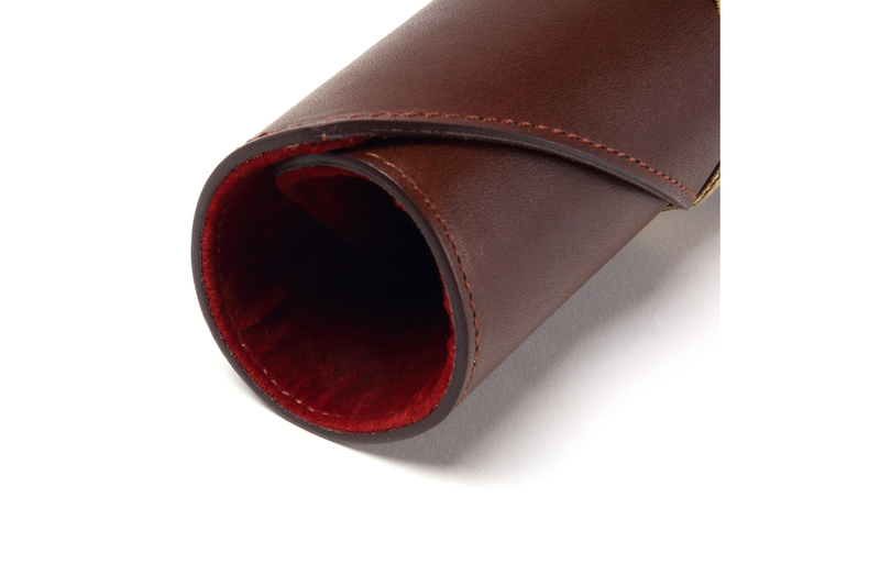Diffuser Tokyo - Oil Leather Roll Case - Dark Brown & Red