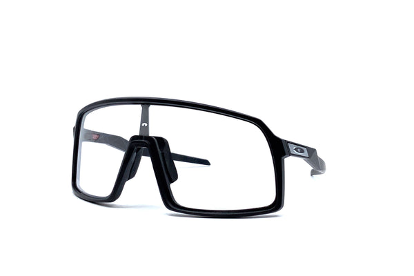 Oakley - Sutro (Matte Carbon | Clear to Black Iridium Photochromic)