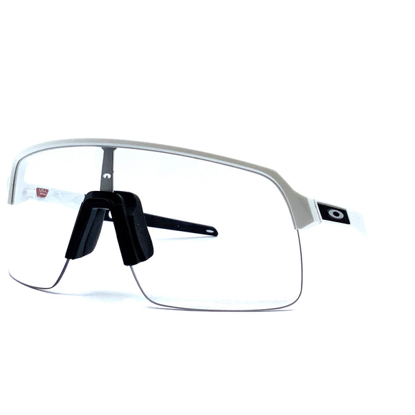 Amazon.com: Oakley Sunglasses OO 9463 946346 Matte White