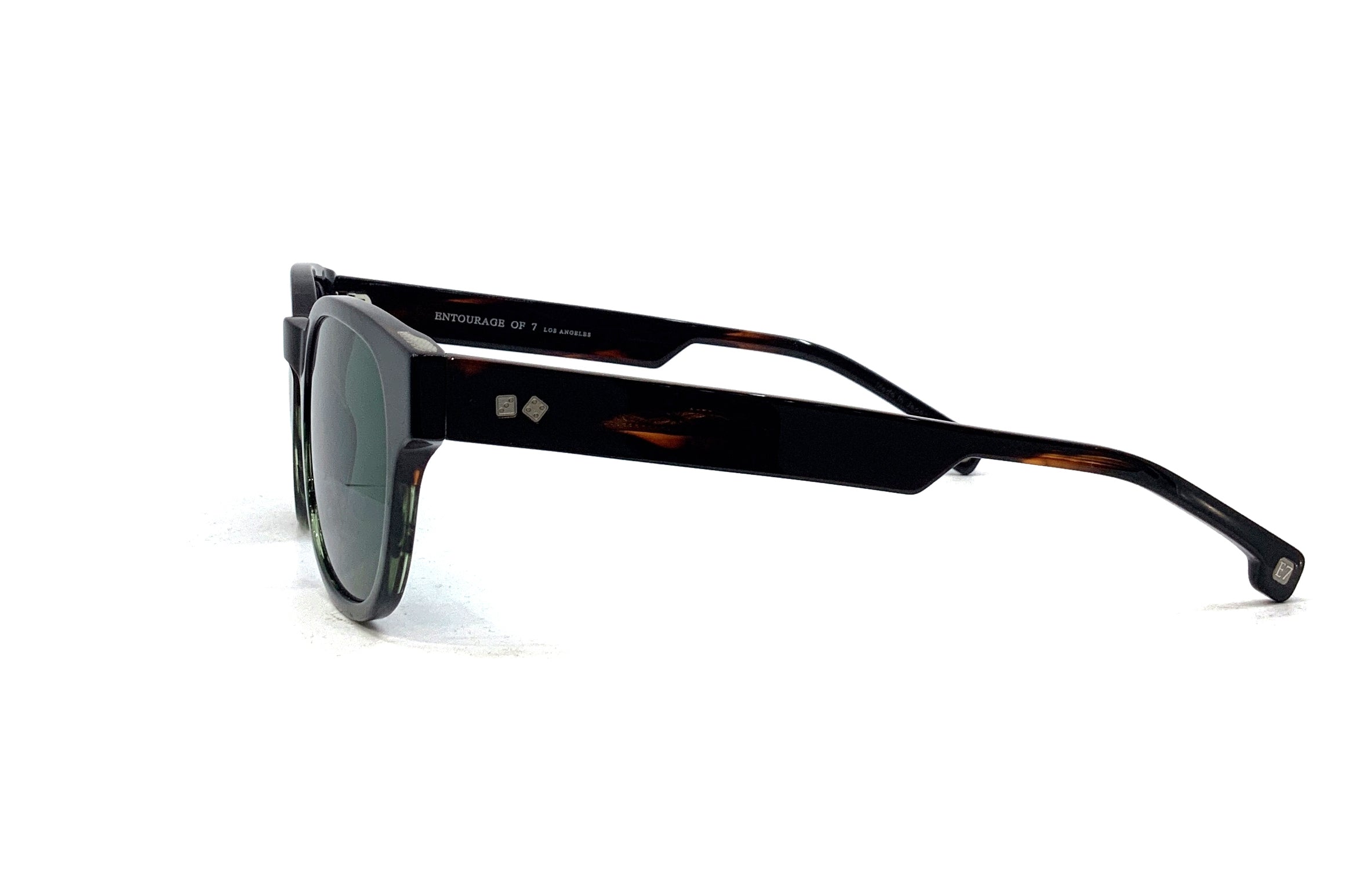 Entourage of 7 - Beacon XL (08-99) (Brown/Green)
