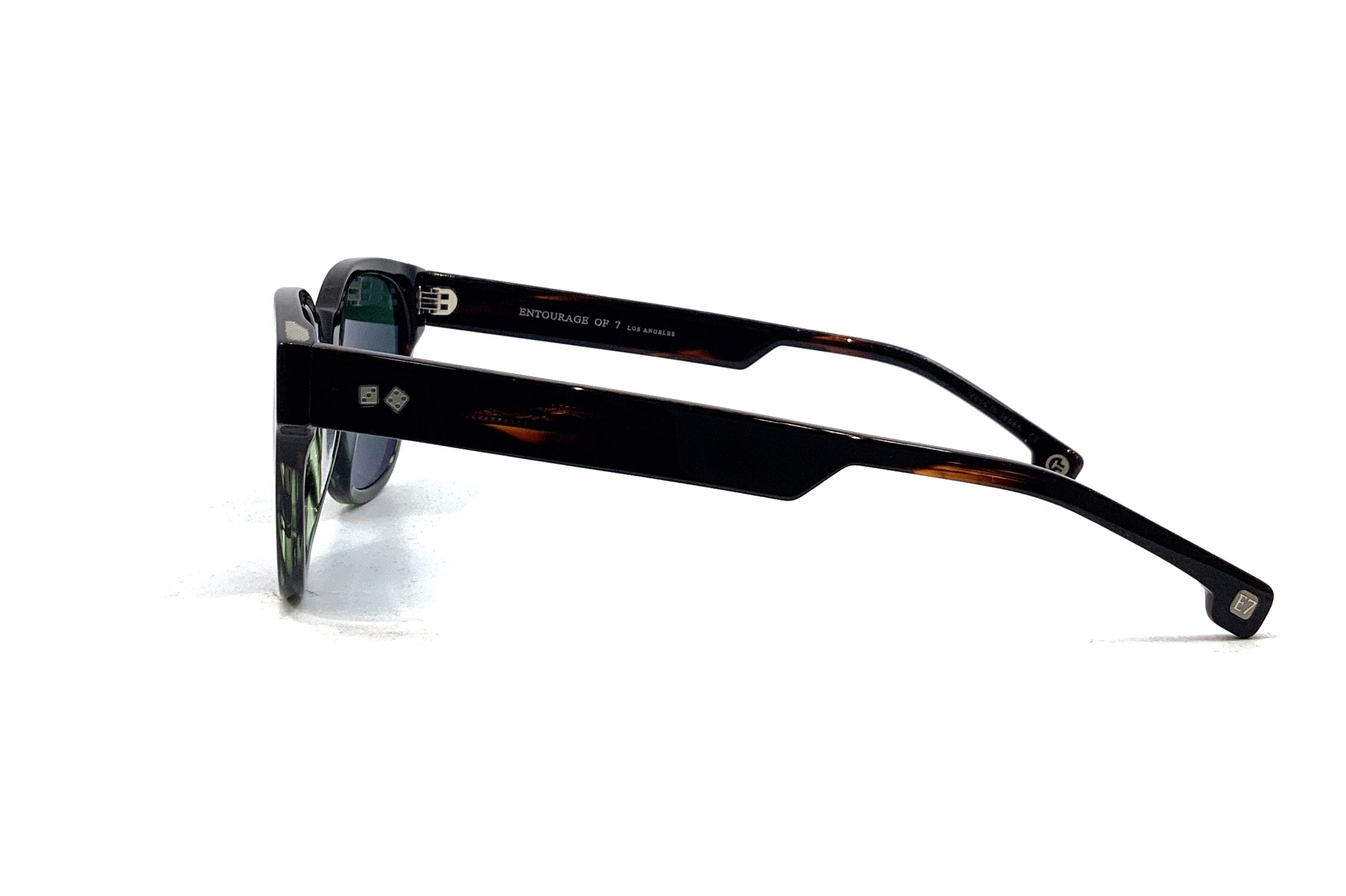 Entourage of 7 - Beacon XL (08-99) (Brown/Green)