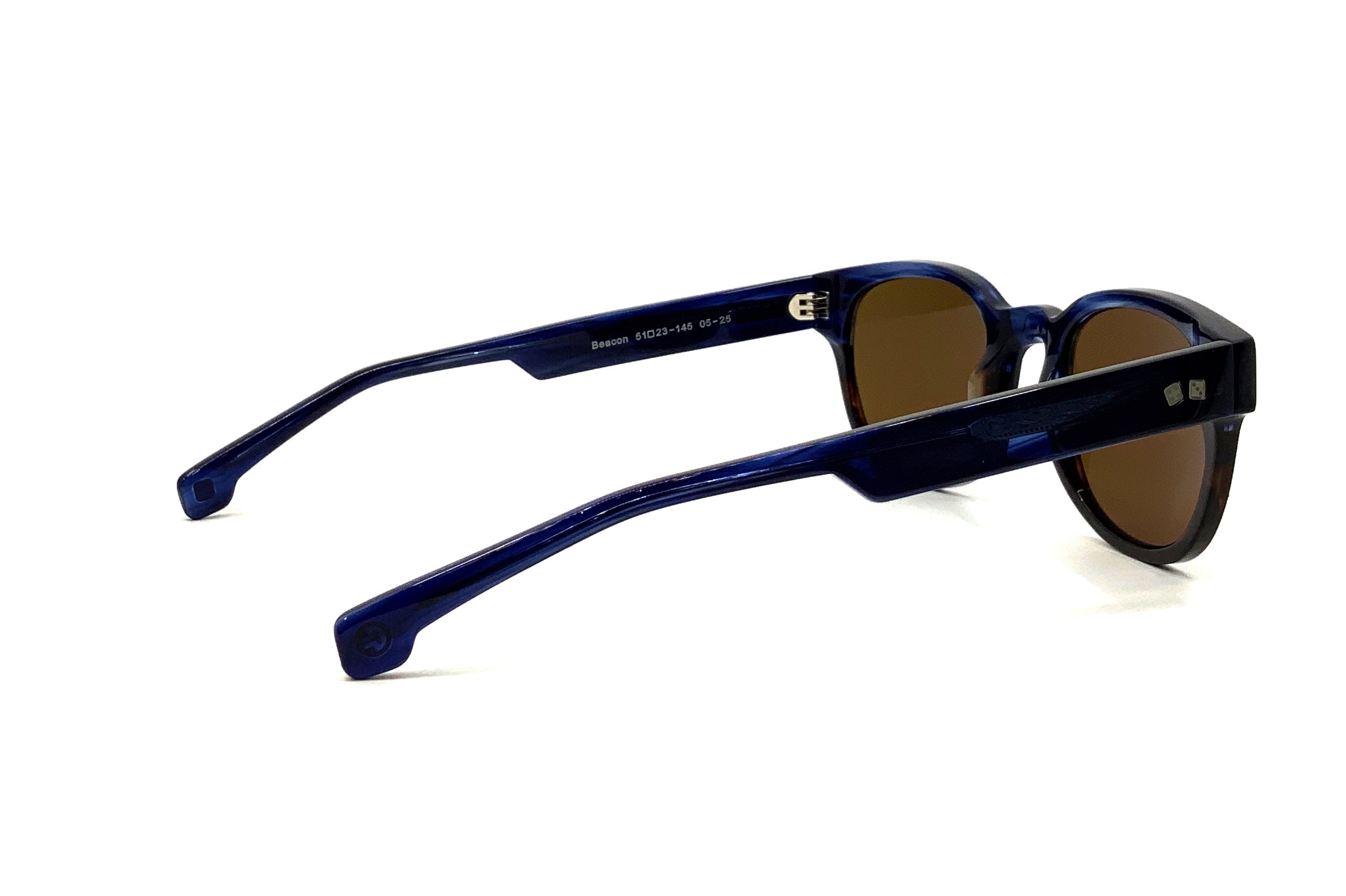Entourage of 7 - Beacon (05-25) (Blue/Brown)