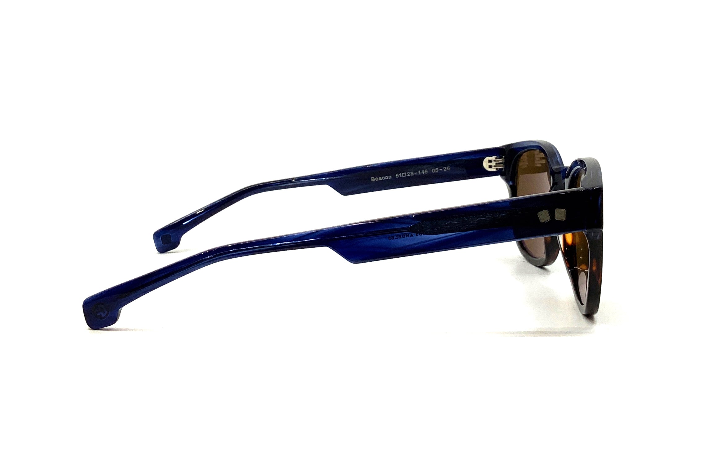 Entourage of 7 - Beacon (05-25) (Blue/Brown)