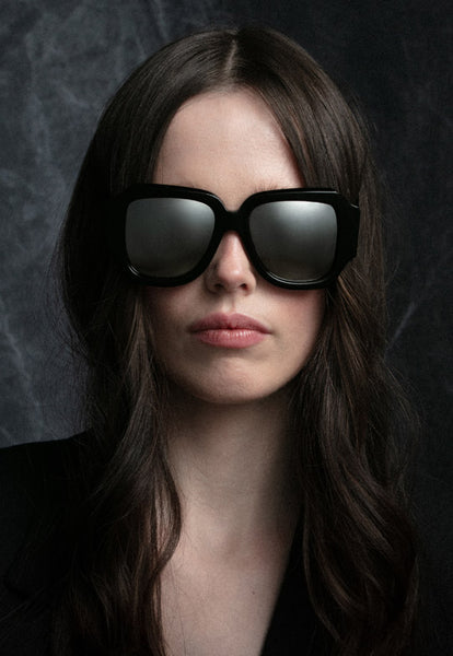 Jacques Marie Mage/Olivier Theyskens - Gloria (Flash)